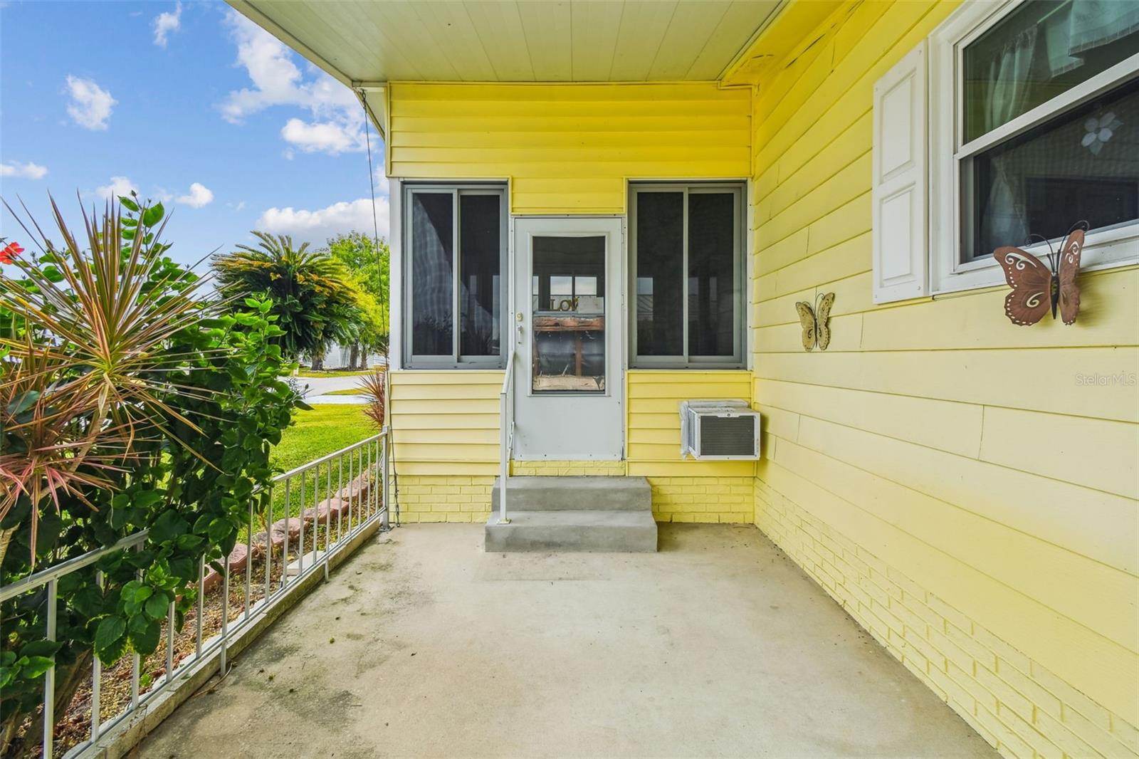 Image 11 of 77 For 1811 Sherwood Hill Dr