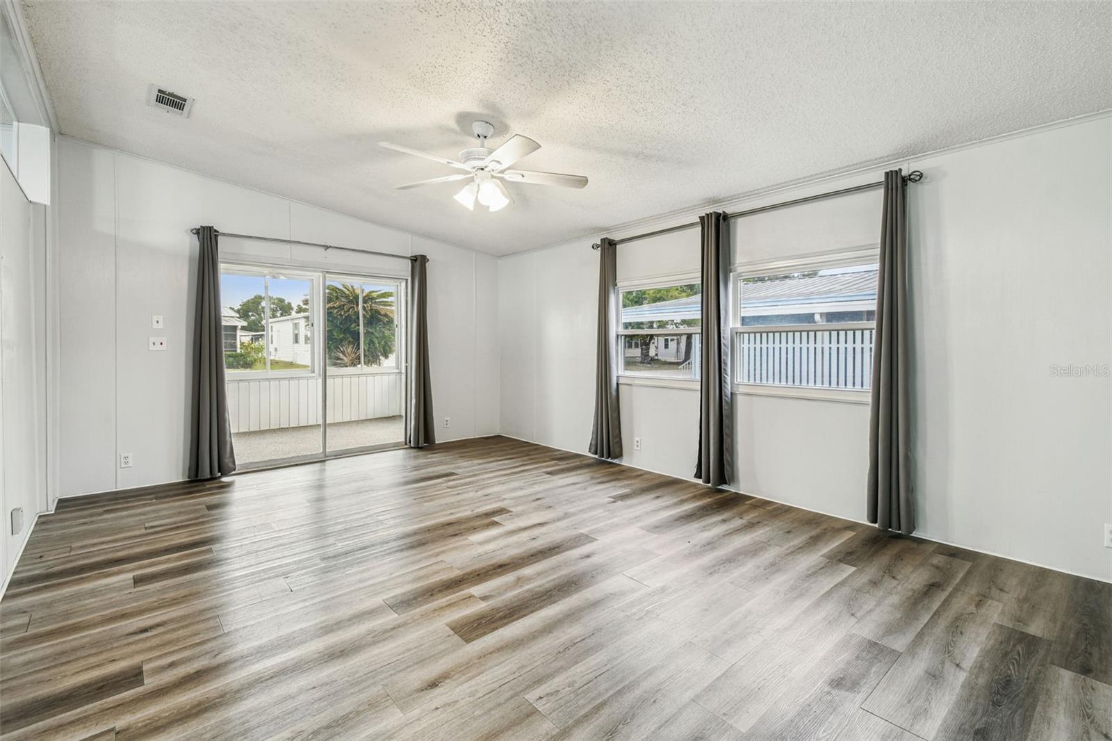 Image 22 of 77 For 1811 Sherwood Hill Dr