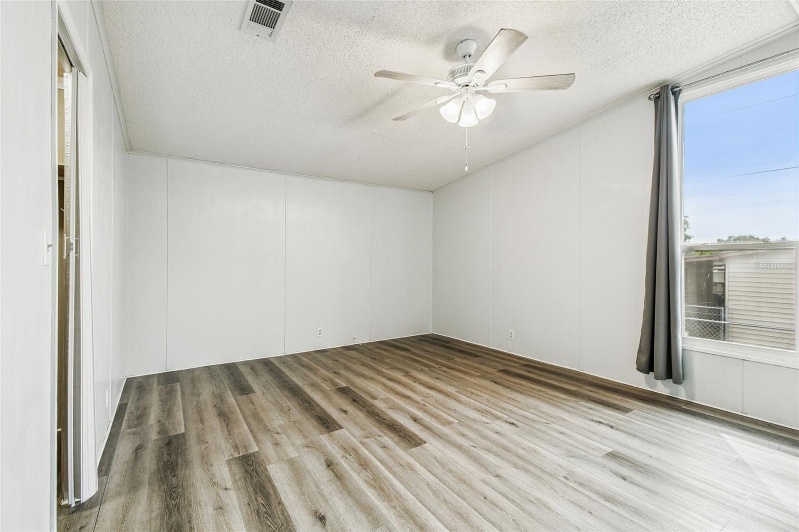 Image 44 of 77 For 1811 Sherwood Hill Dr