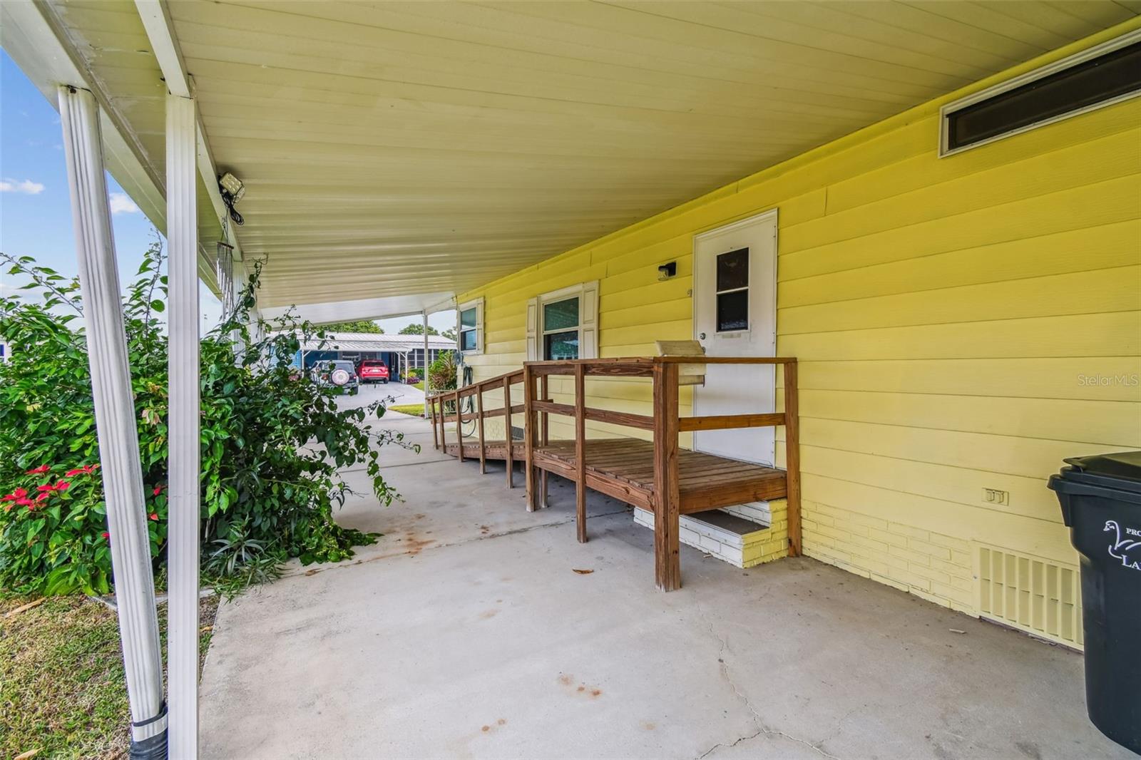 Image 8 of 77 For 1811 Sherwood Hill Dr