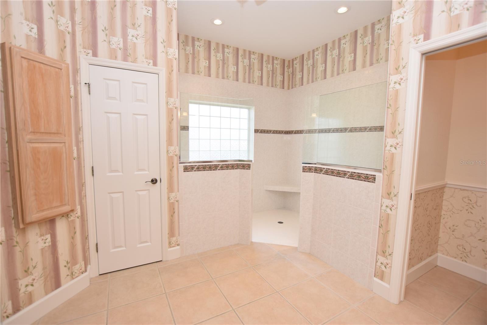 Image 32 of 44 For 4435 Winding Oaks Circle