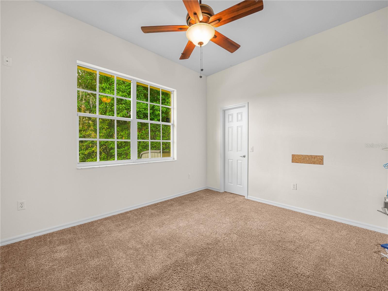 Image 20 of 34 For 1455 Royal Forest Loop