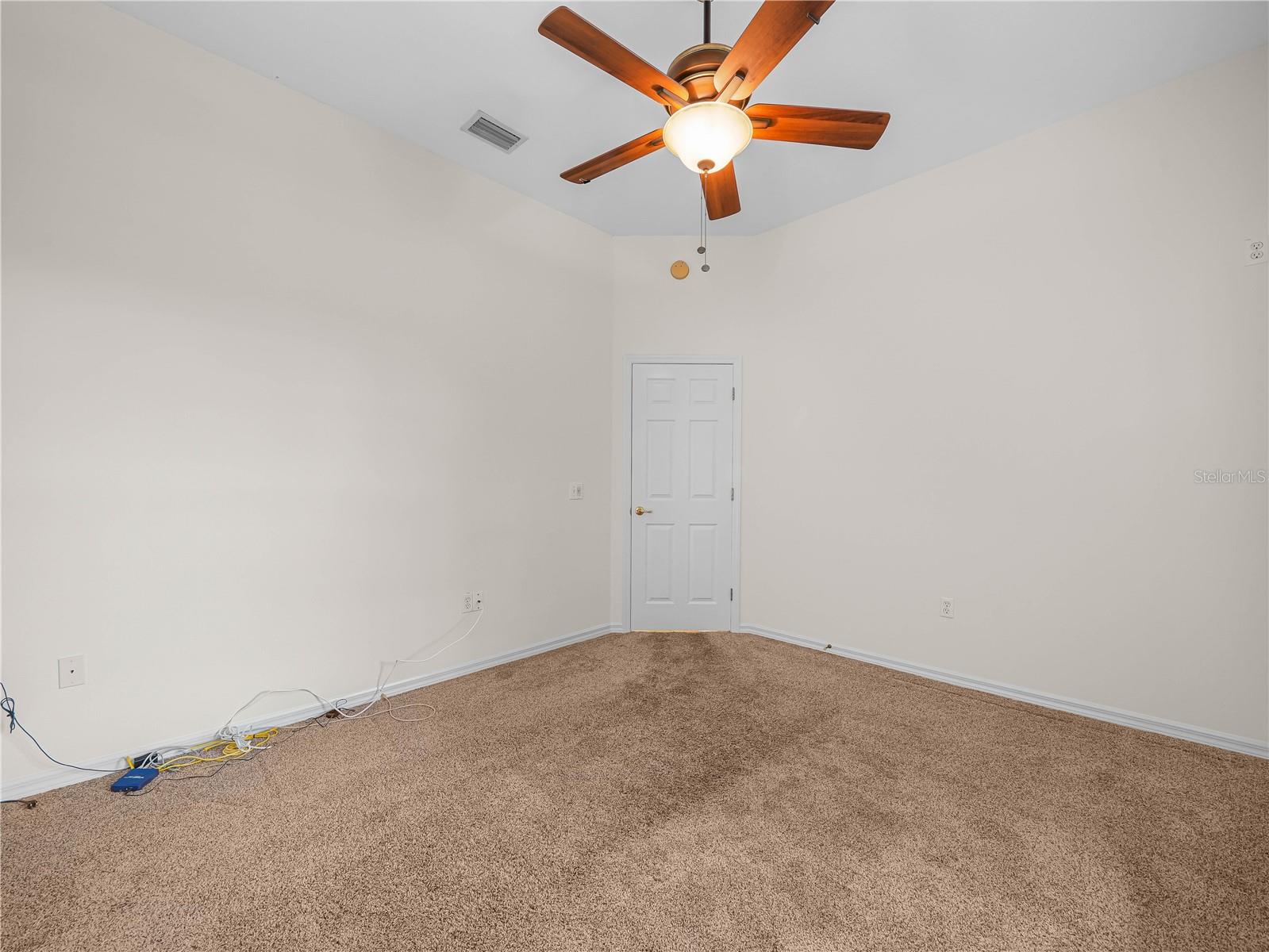 Image 21 of 34 For 1455 Royal Forest Loop