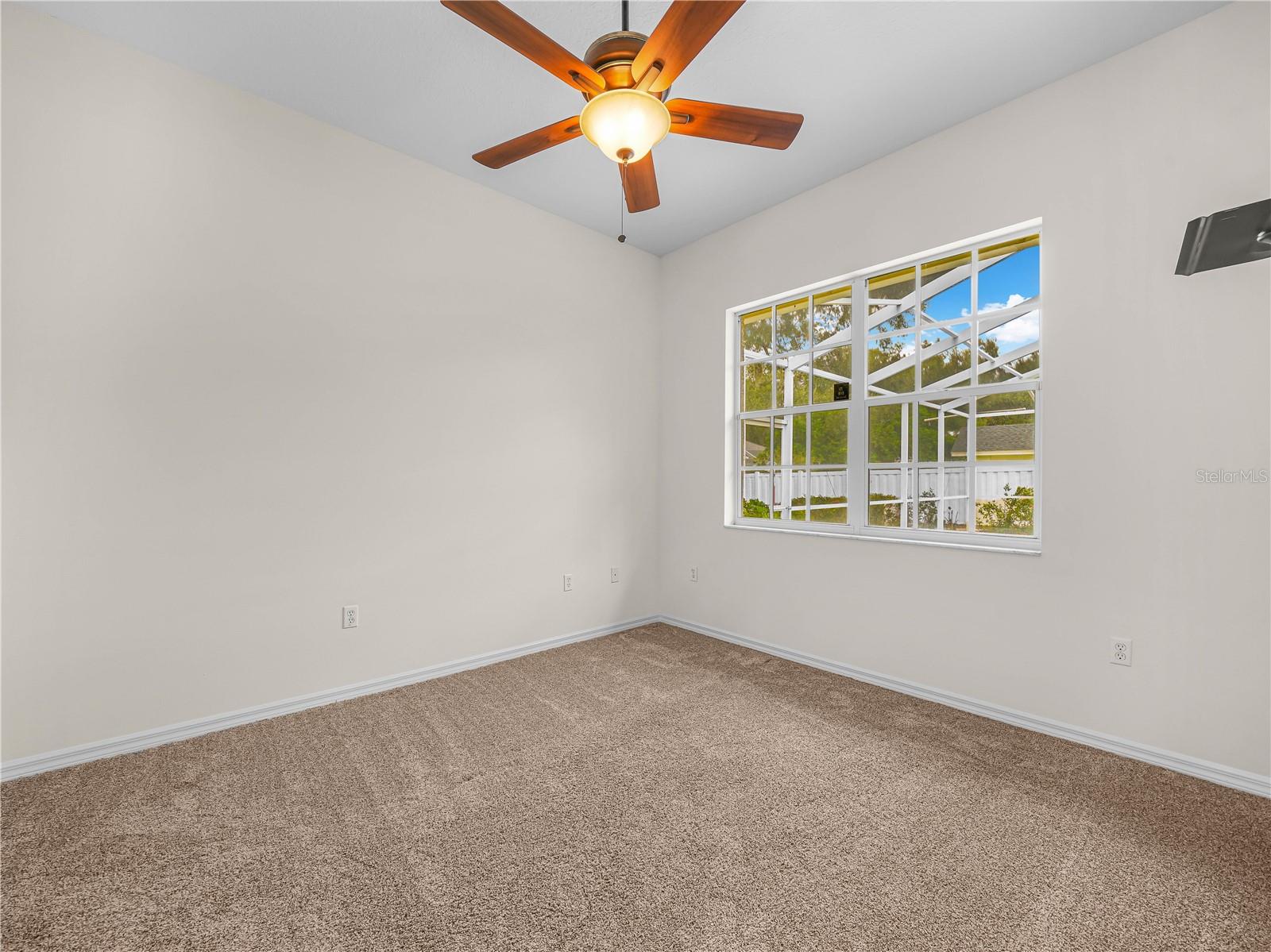 Image 22 of 34 For 1455 Royal Forest Loop