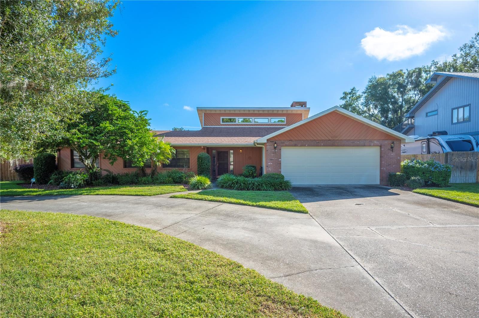 Details for 1122 Cypress Point W, WINTER HAVEN, FL 33884
