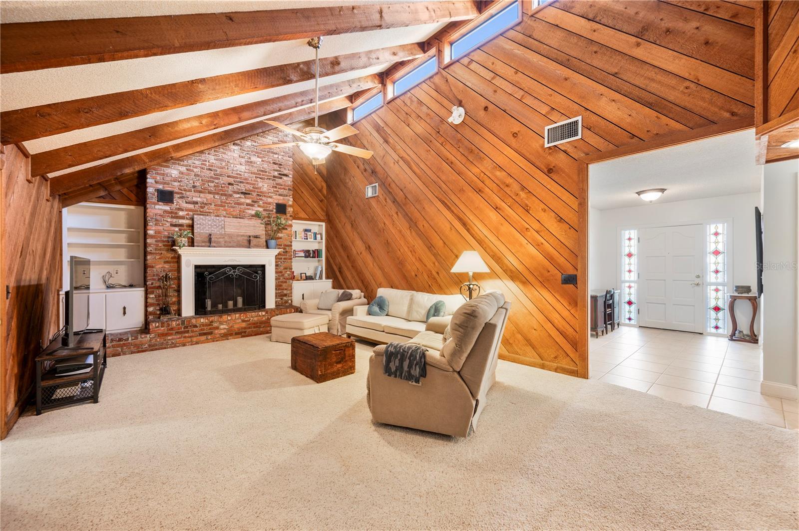 Image 19 of 45 For 1122 Cypress Point W