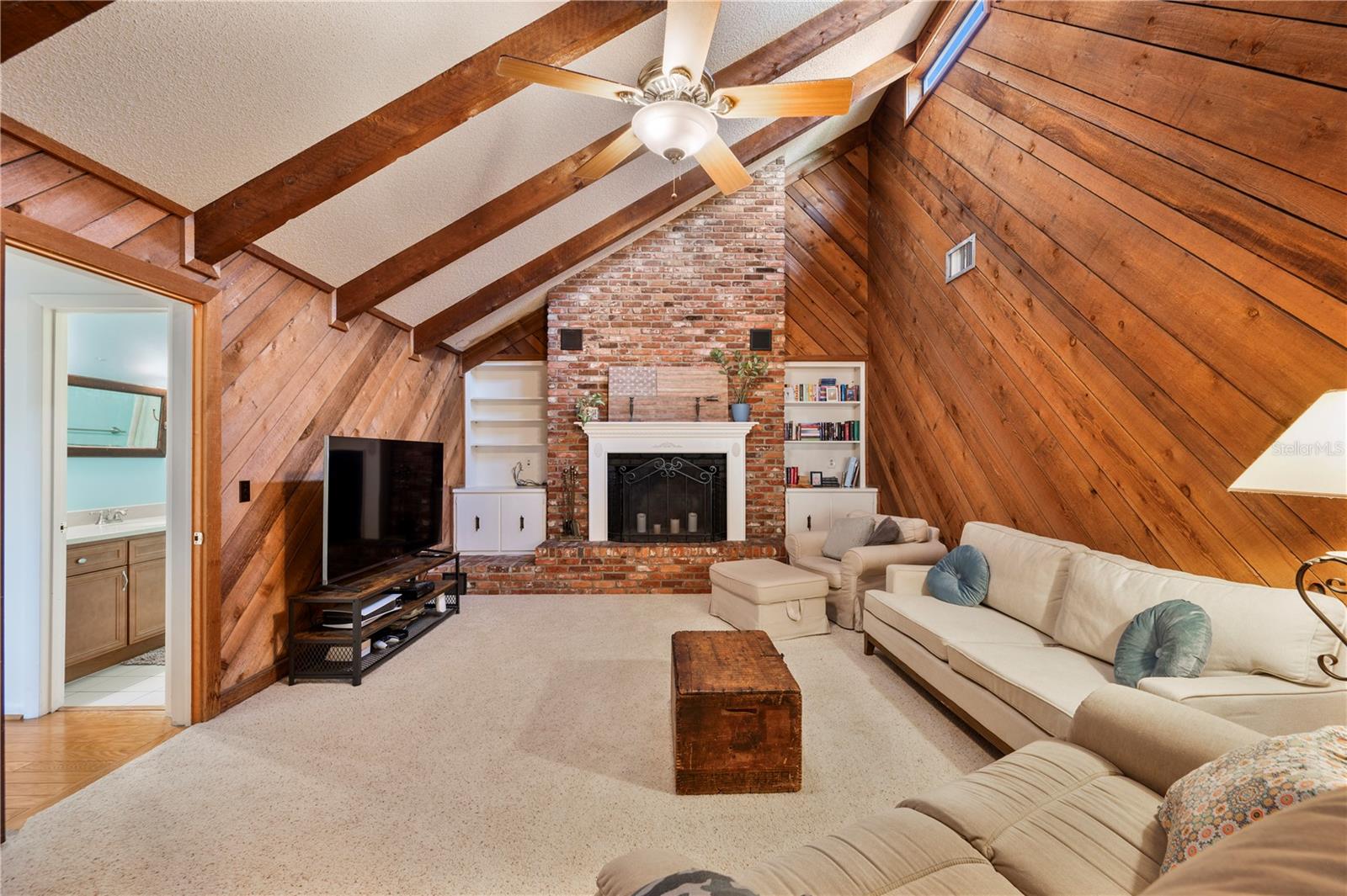 Image 20 of 45 For 1122 Cypress Point W