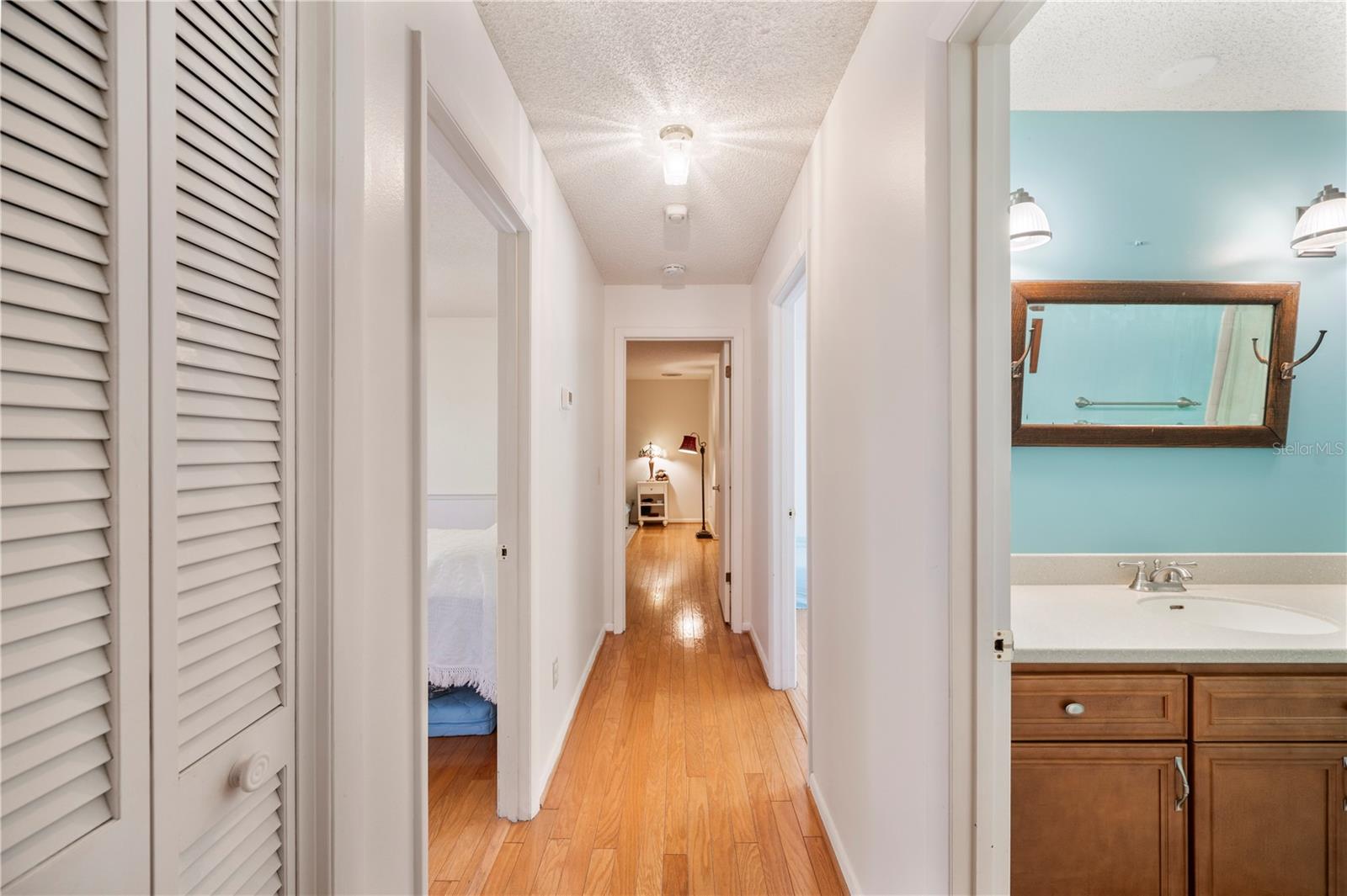 Image 22 of 45 For 1122 Cypress Point W