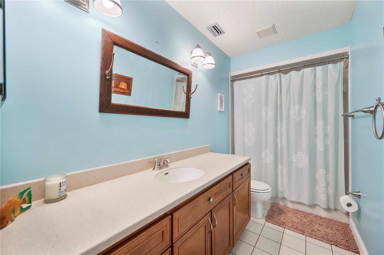 Image 23 of 45 For 1122 Cypress Point W