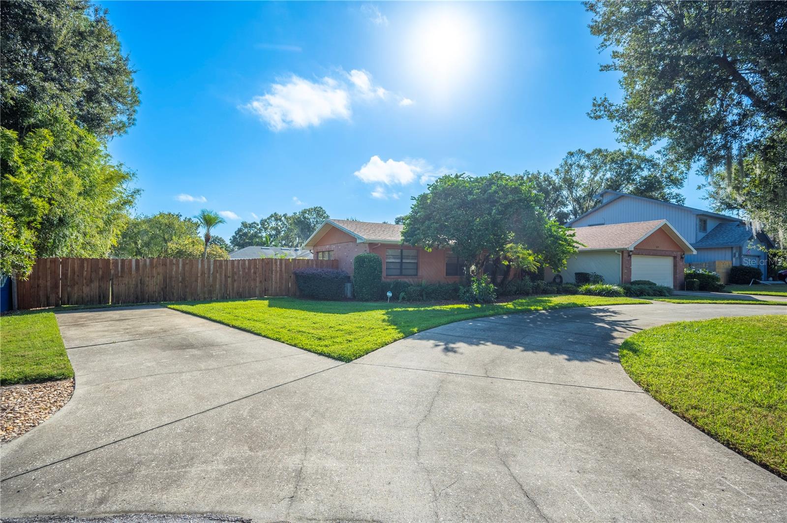 Image 3 of 45 For 1122 Cypress Point W