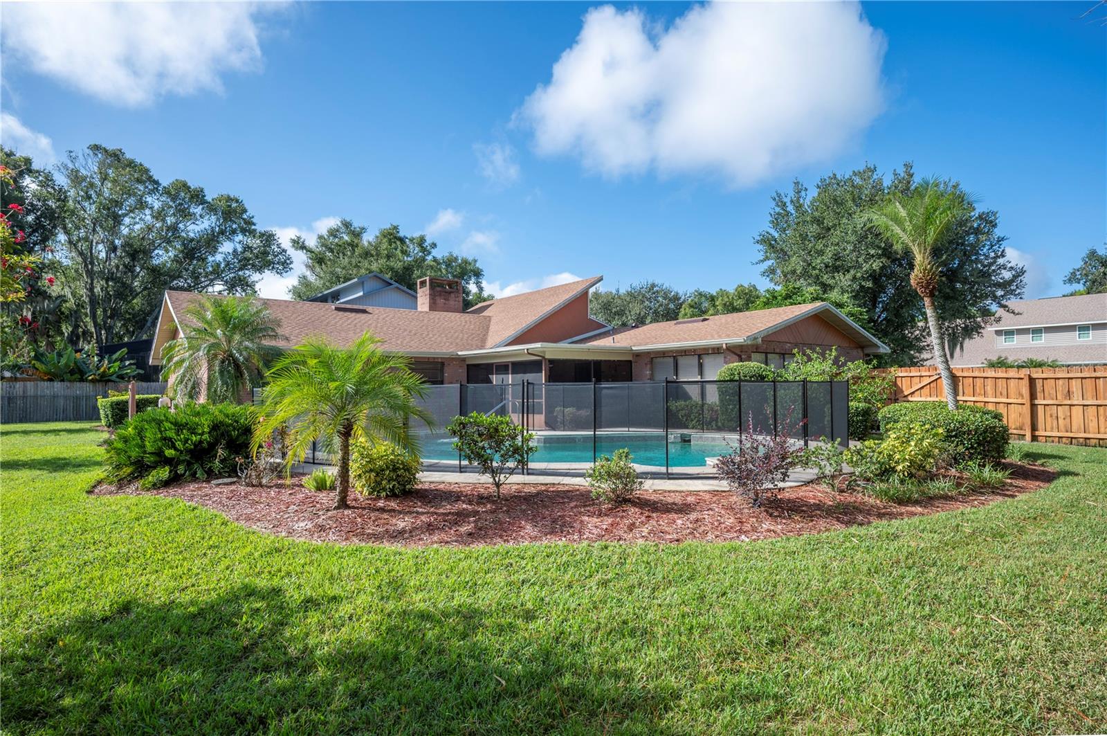 Image 37 of 45 For 1122 Cypress Point W