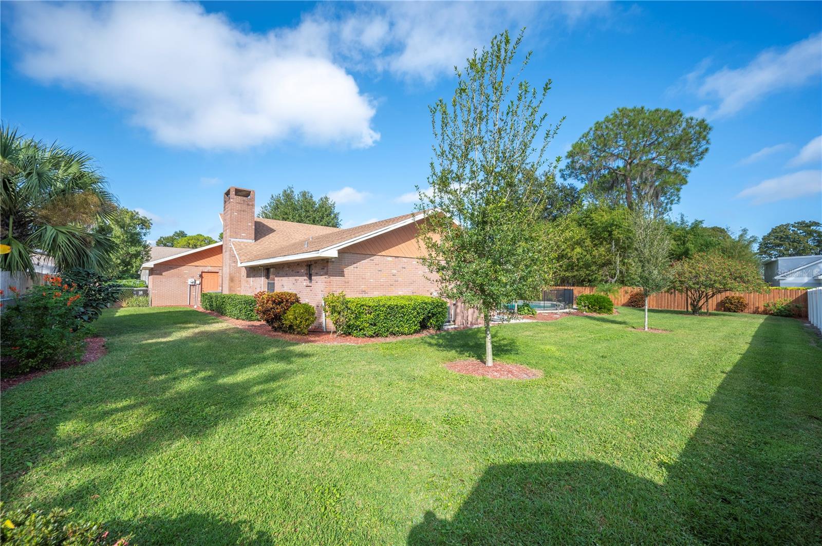 Image 41 of 45 For 1122 Cypress Point W