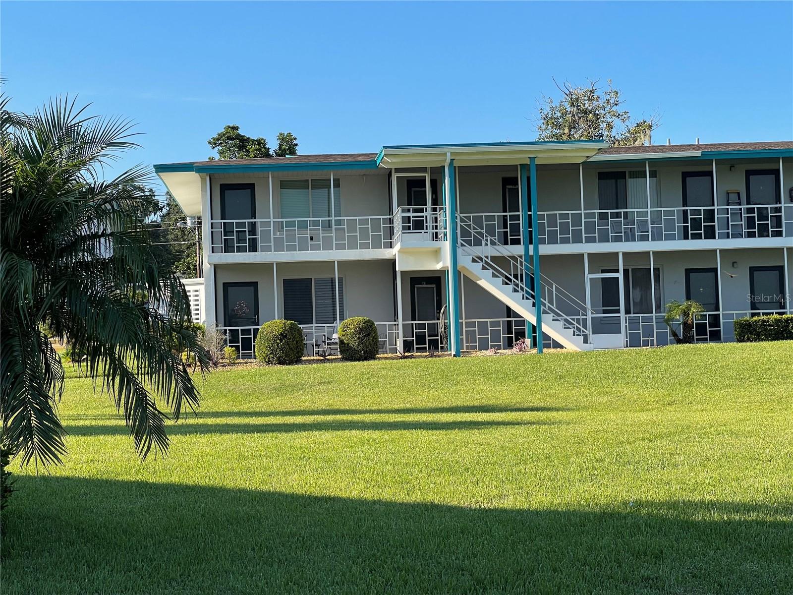 Image 2 of 33 For 1600 Lake Parker Drive A 21