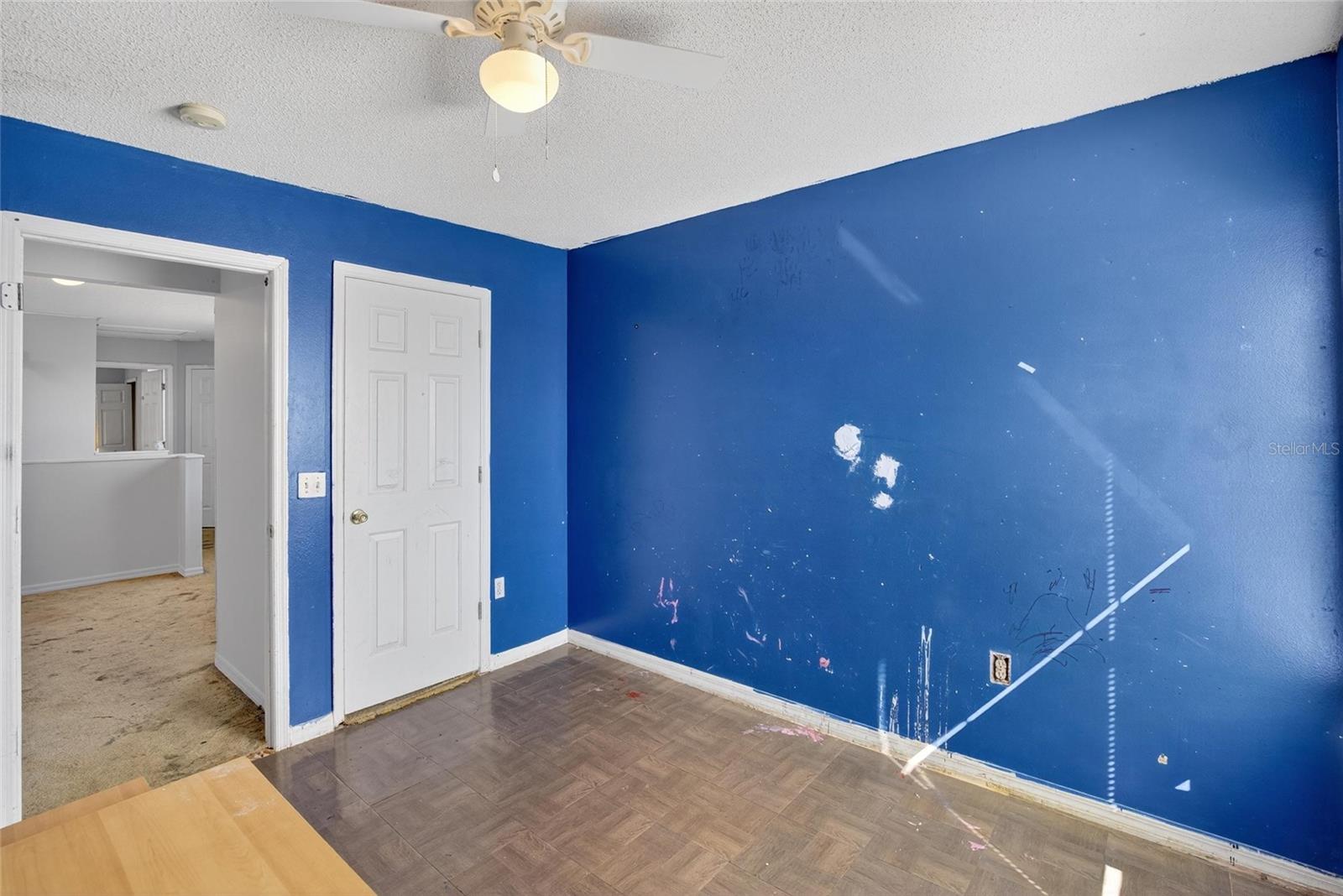 Image 29 of 41 For 449 Majesty Drive