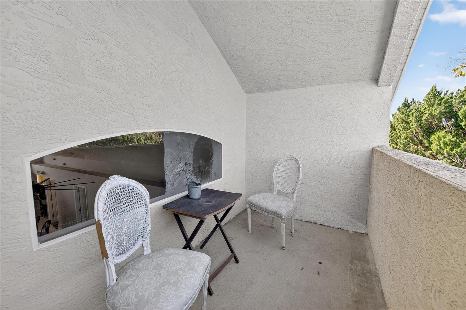 Image 33 of 41 For 449 Majesty Drive