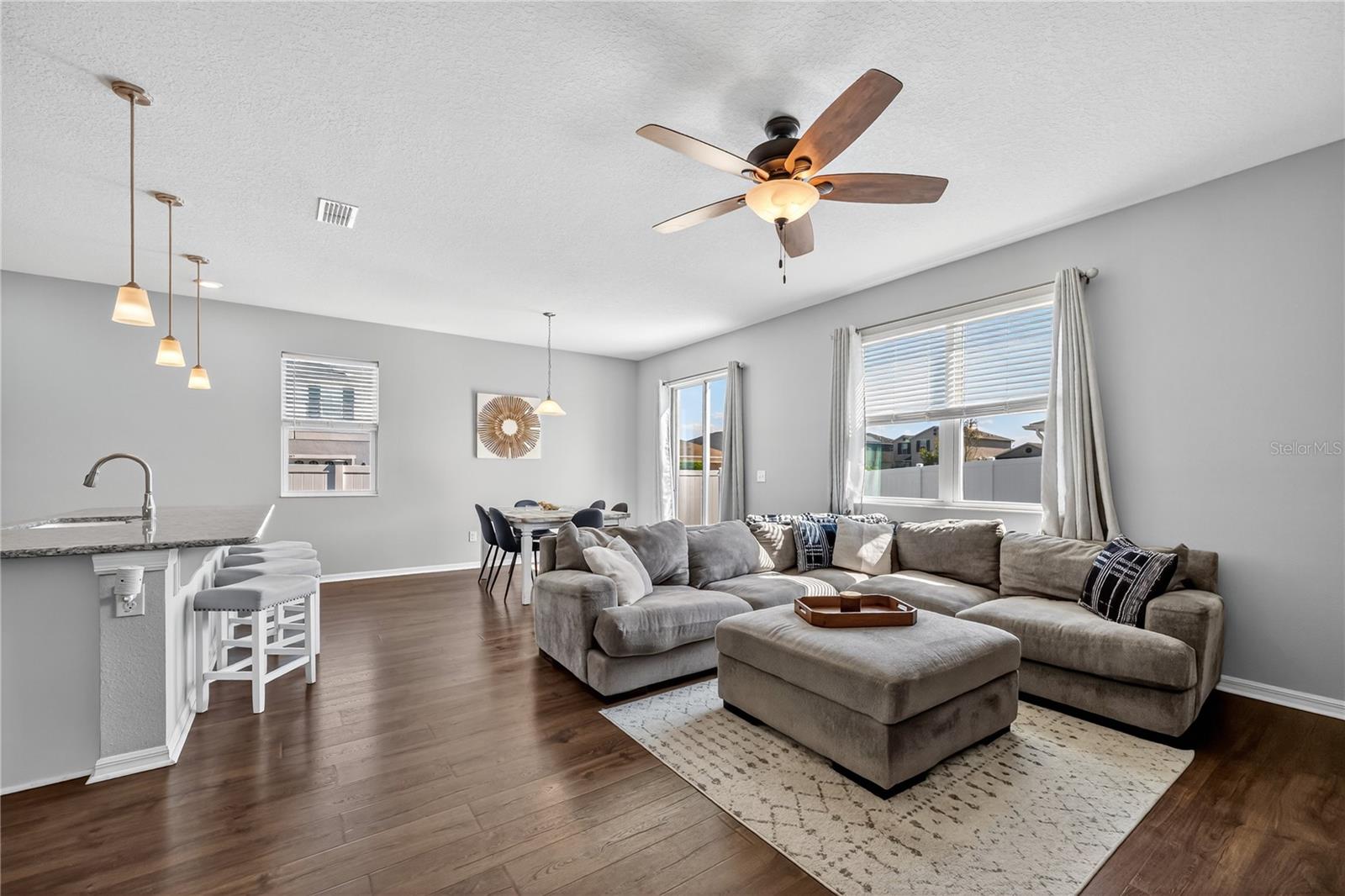 Image 14 of 39 For 4368 Moon Shadow Loop