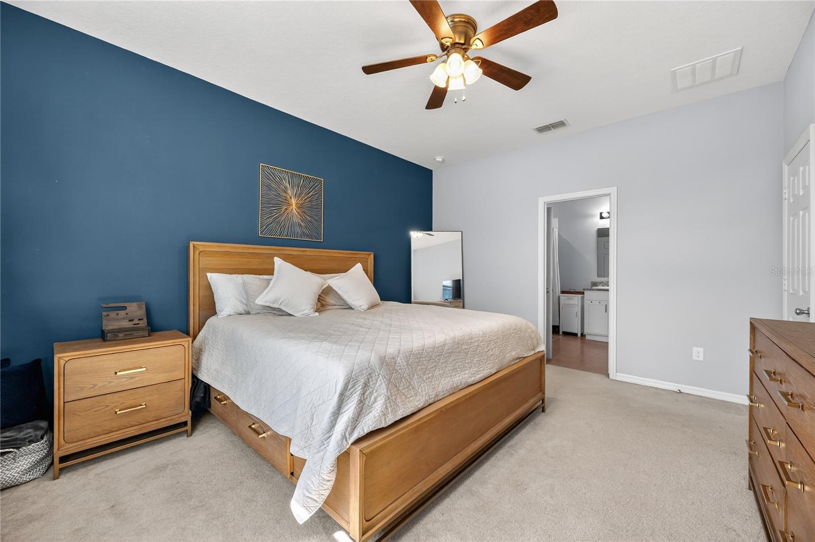 Image 17 of 39 For 4368 Moon Shadow Loop