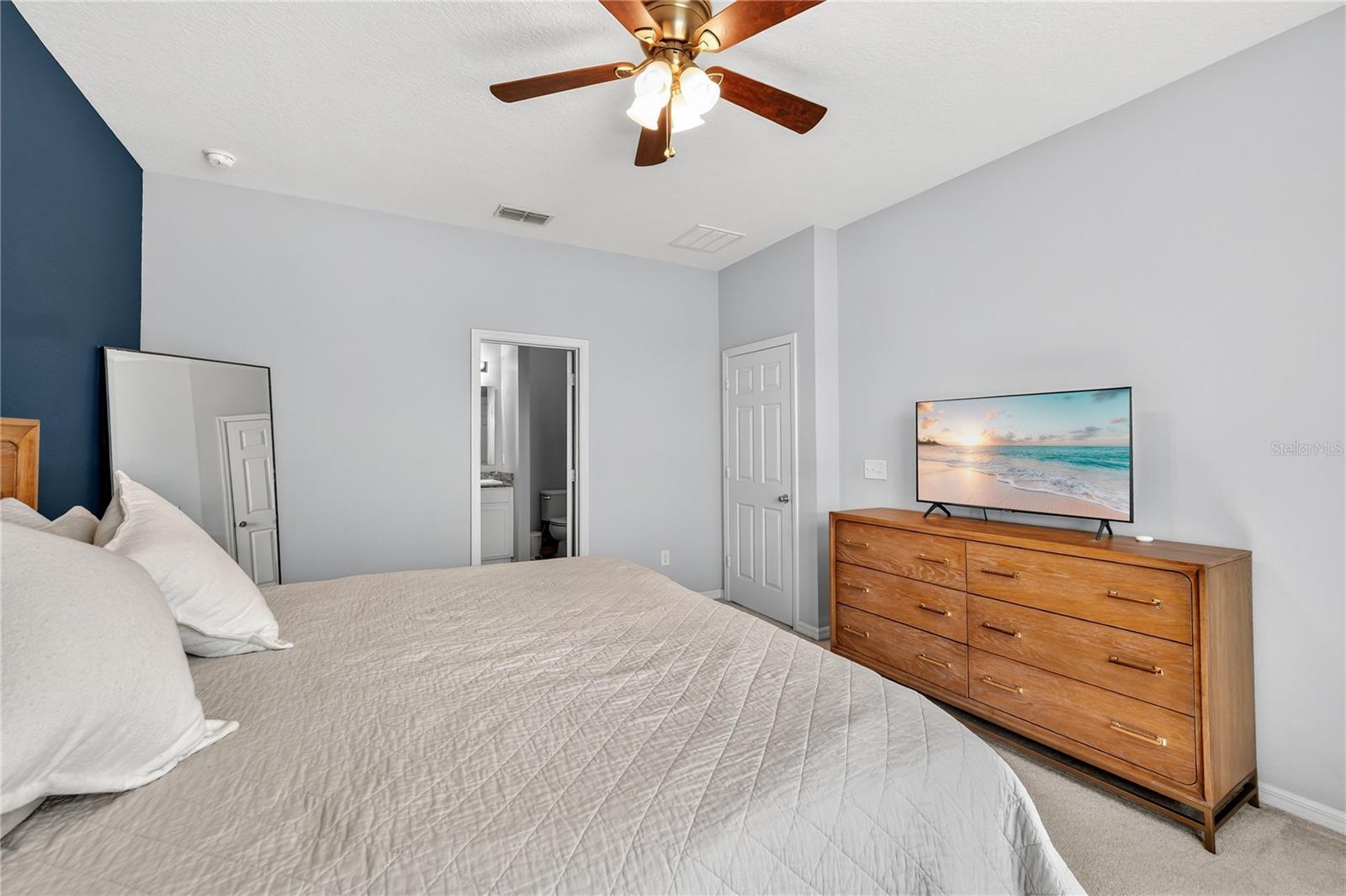 Image 19 of 39 For 4368 Moon Shadow Loop