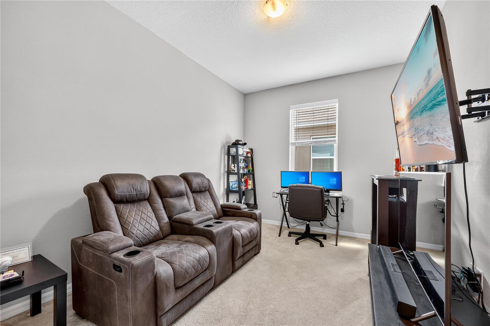 Image 23 of 39 For 4368 Moon Shadow Loop