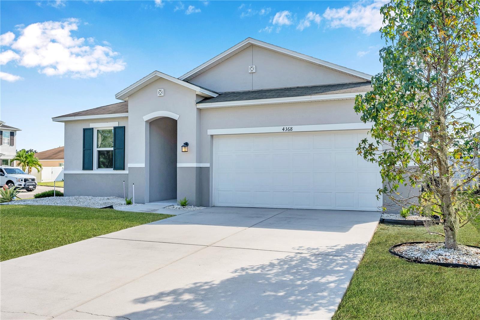 Image 3 of 39 For 4368 Moon Shadow Loop