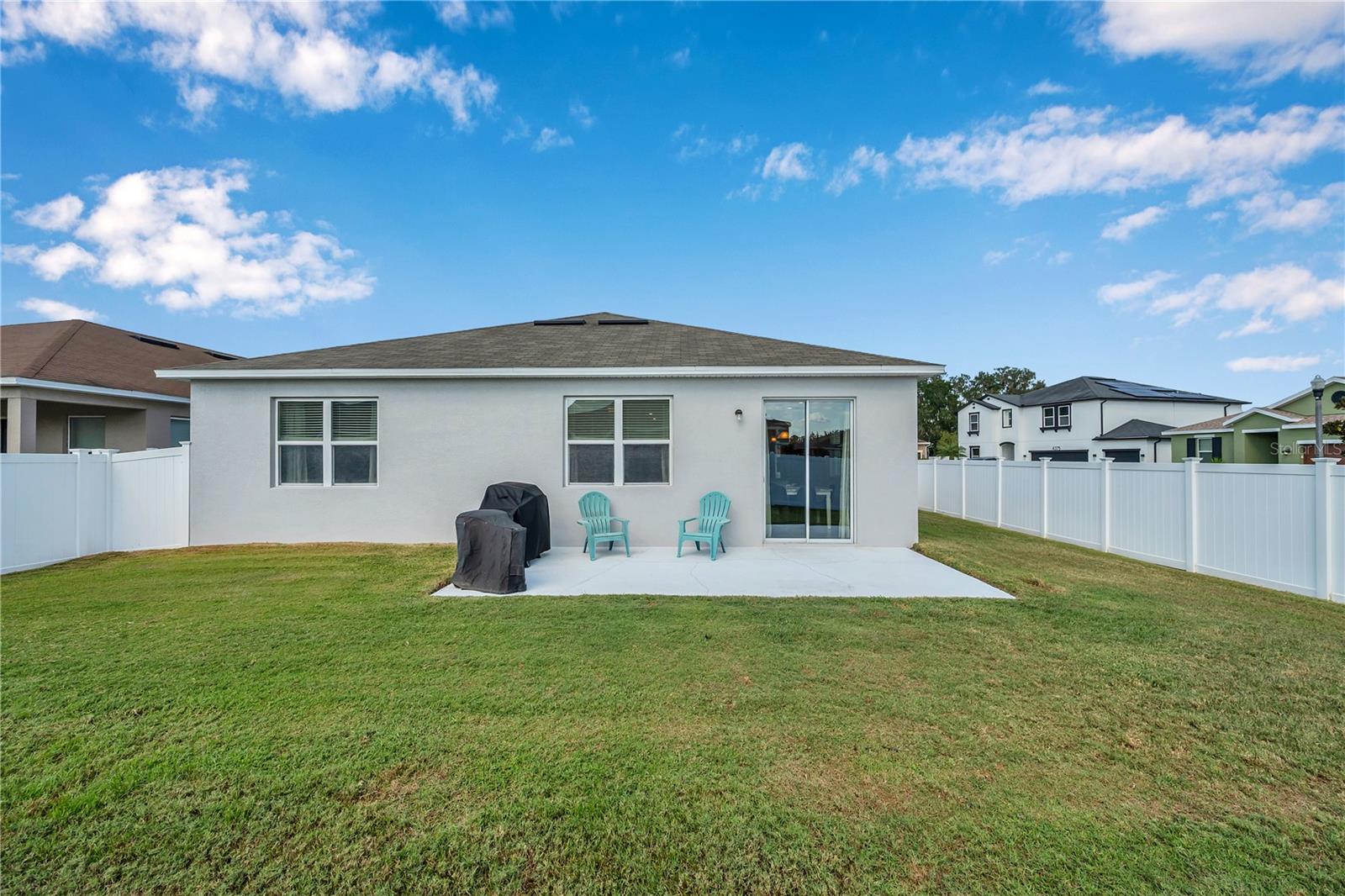 Image 37 of 39 For 4368 Moon Shadow Loop