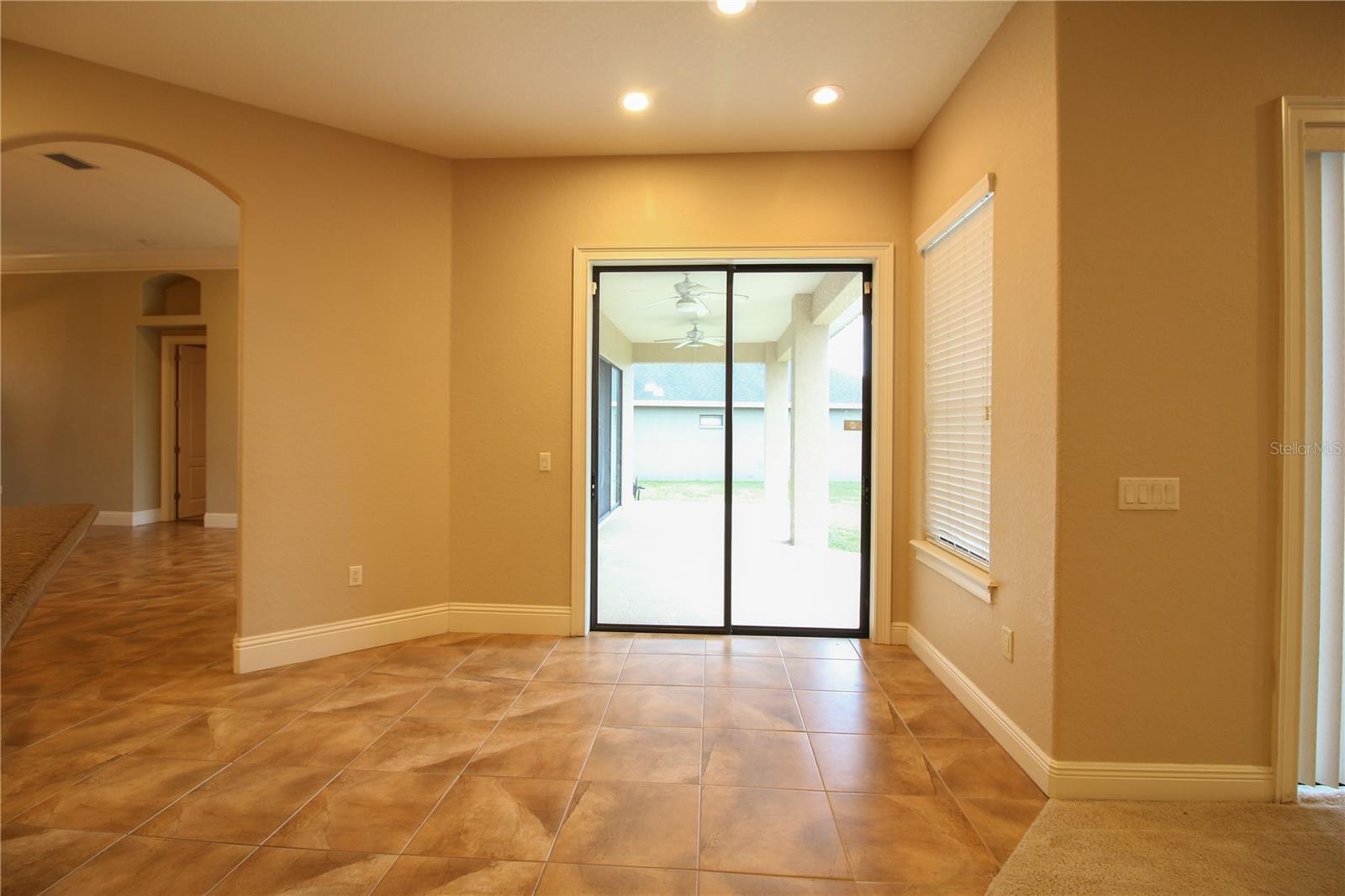 Image 9 of 25 For 5628 Vintage View Boulevard