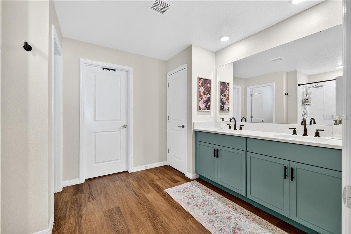 Image 19 of 34 For 3701 Diving Dove Lane