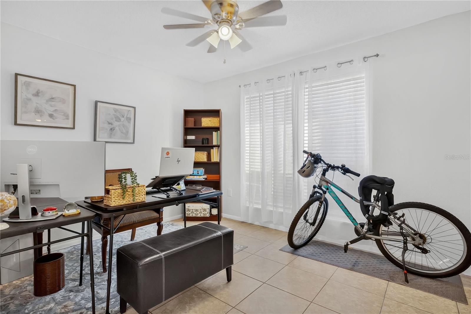 Image 17 of 31 For 9481 Highland Oak Drive 702