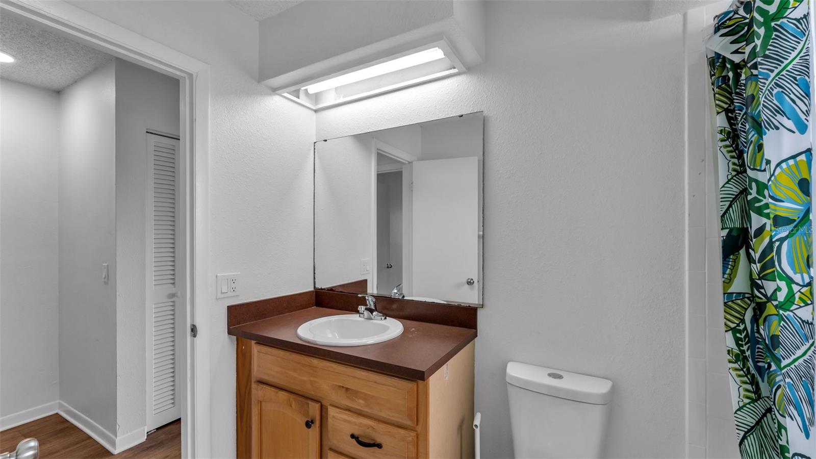 Image 13 of 30 For 4654 Gary Avenue