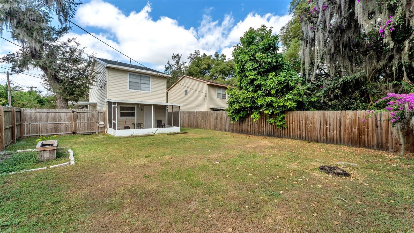 Image 19 of 30 For 4654 Gary Avenue