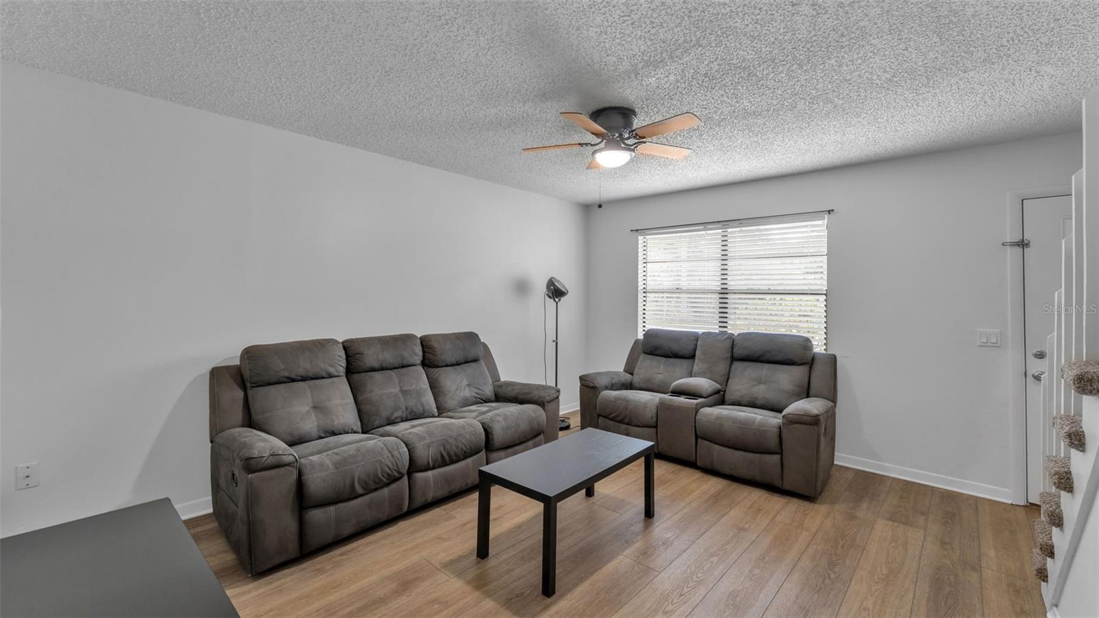 Image 5 of 30 For 4654 Gary Avenue