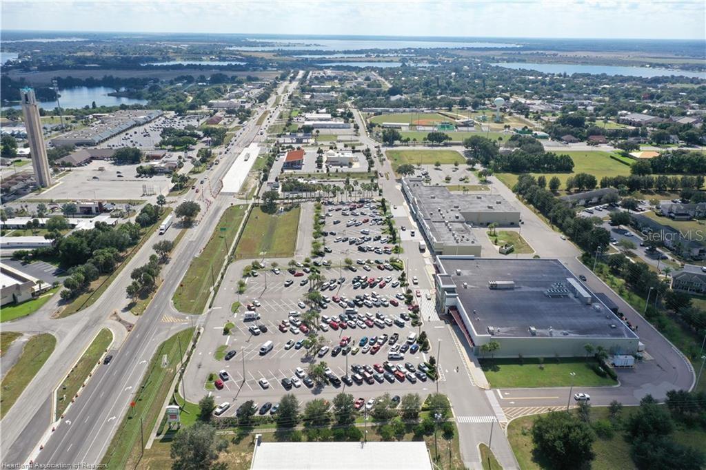 Image 38 of 50 For 419 Us 27 N