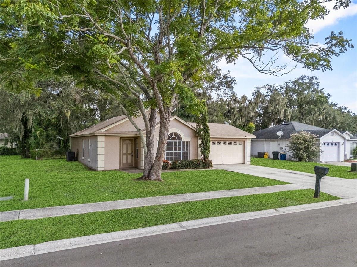 Image 2 of 31 For 990 Forrest Drive