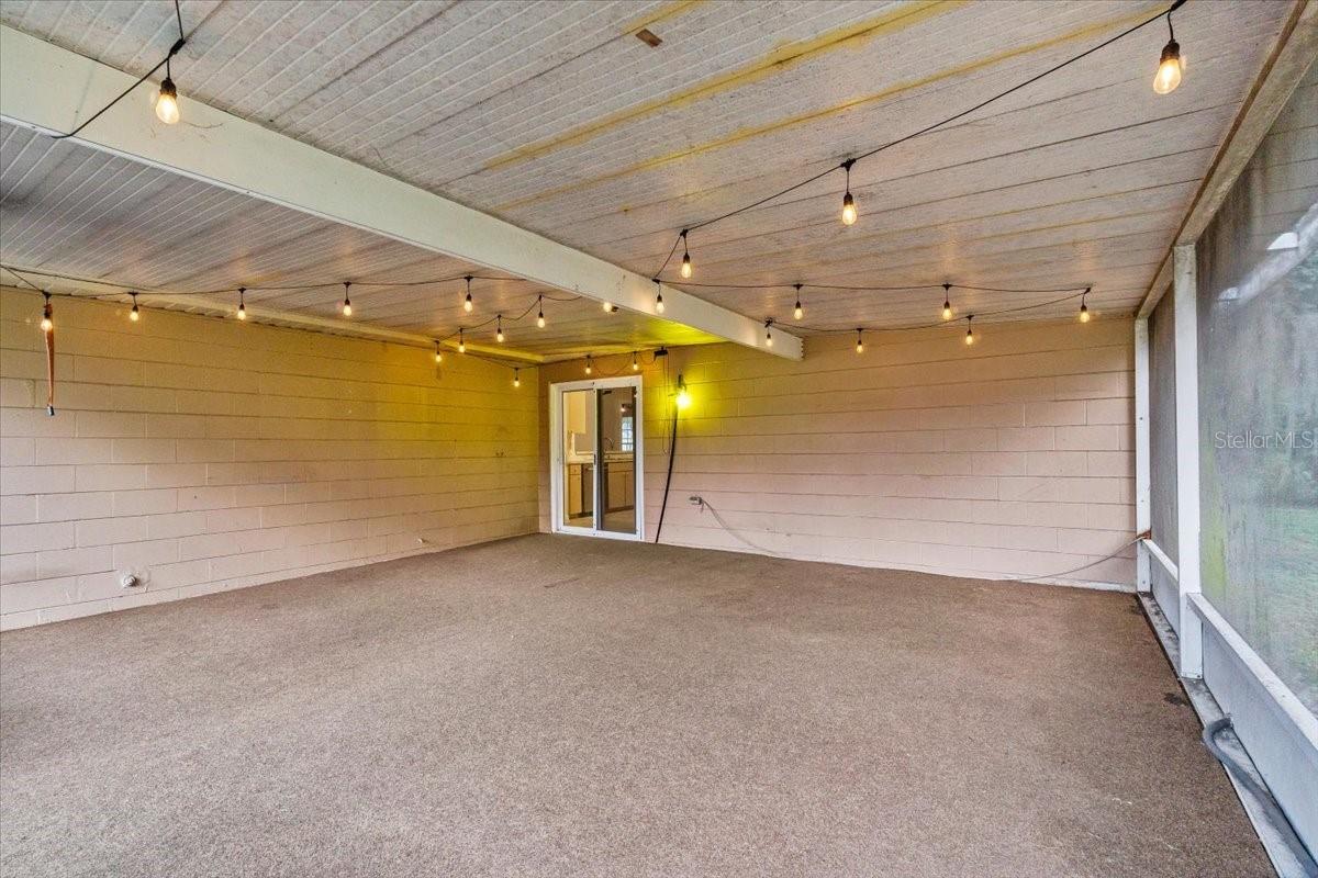 Image 26 of 31 For 990 Forrest Drive