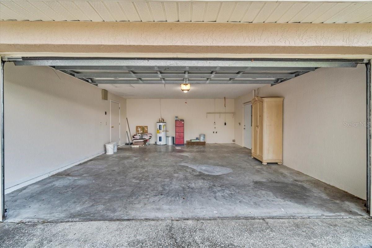 Image 28 of 31 For 990 Forrest Drive