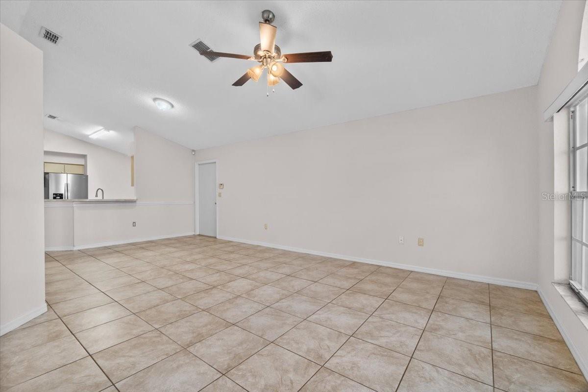 Image 7 of 31 For 990 Forrest Drive