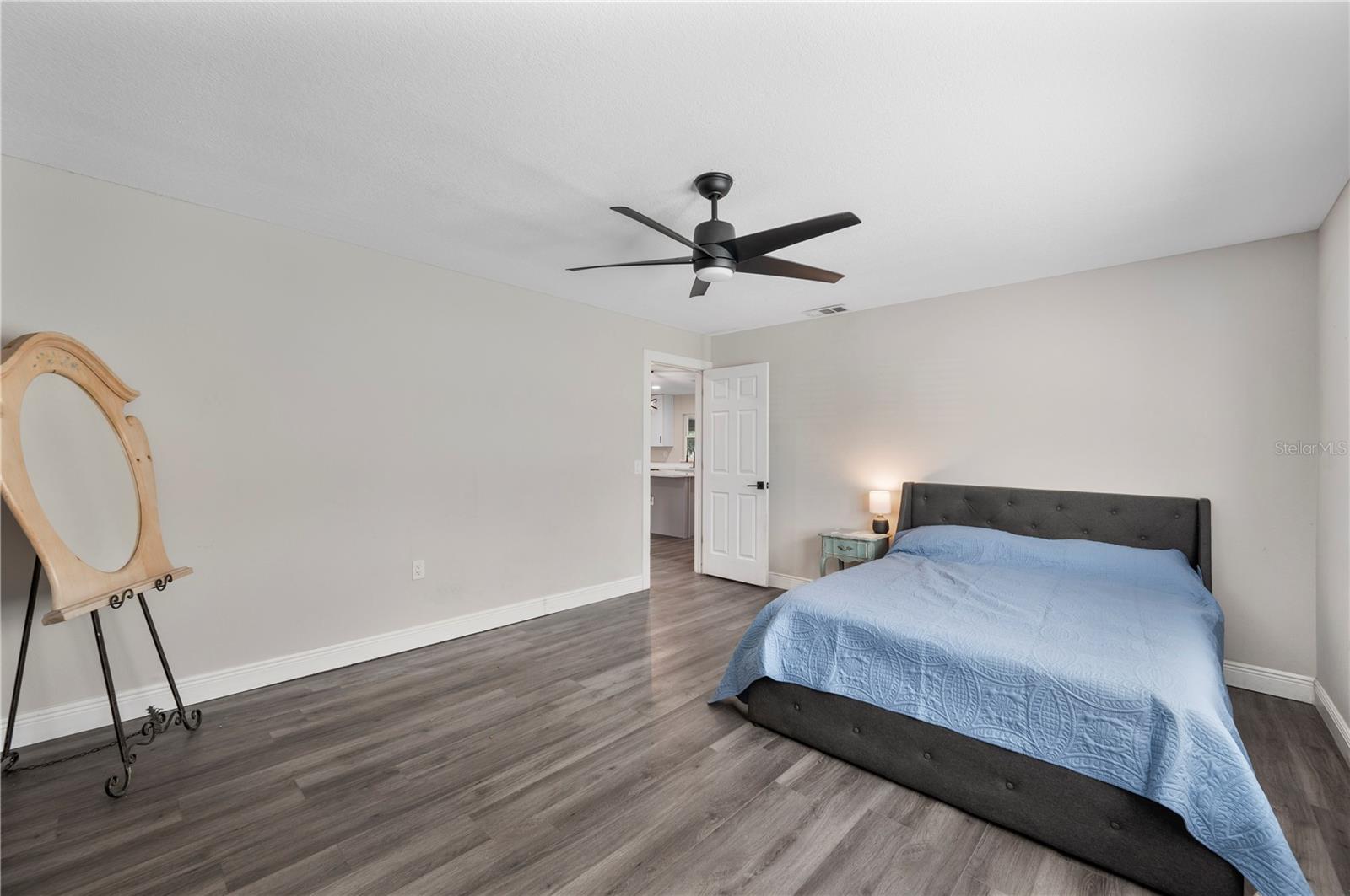 Image 10 of 35 For 5102 Willowbrook Lane