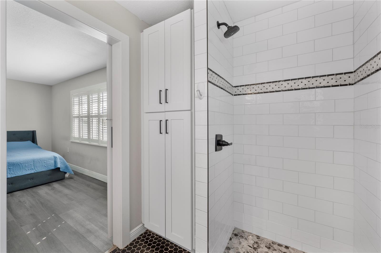 Image 11 of 35 For 5102 Willowbrook Lane