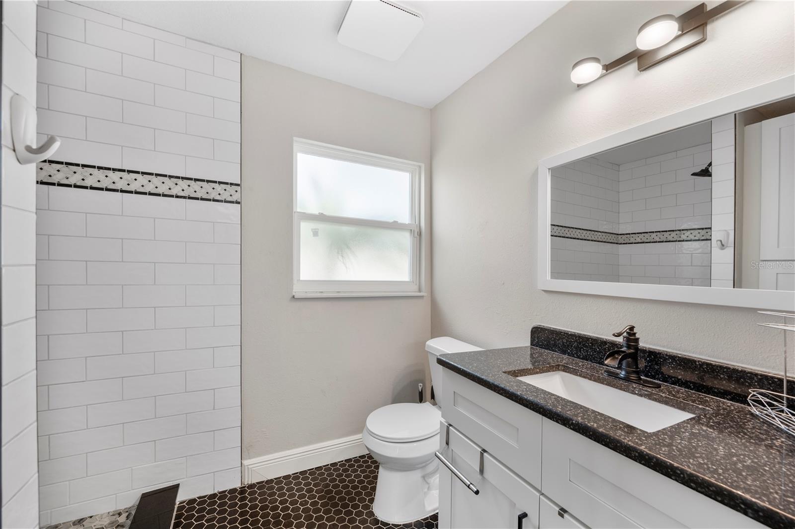 Image 13 of 35 For 5102 Willowbrook Lane