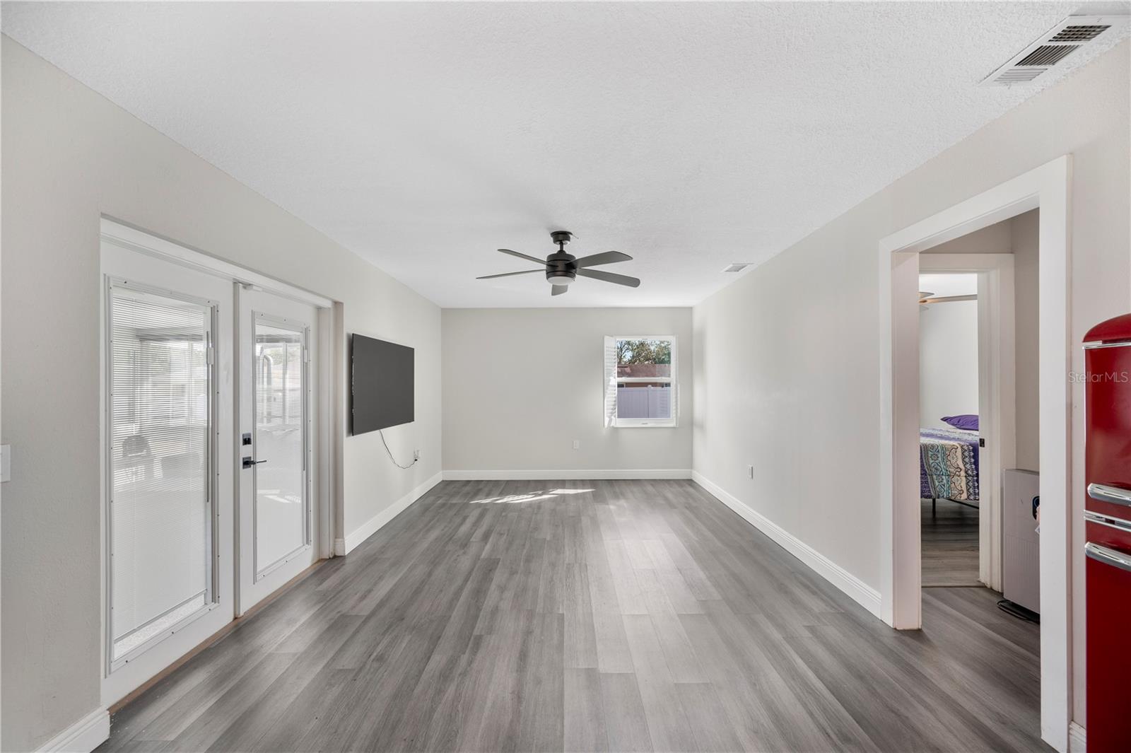 Image 15 of 35 For 5102 Willowbrook Lane