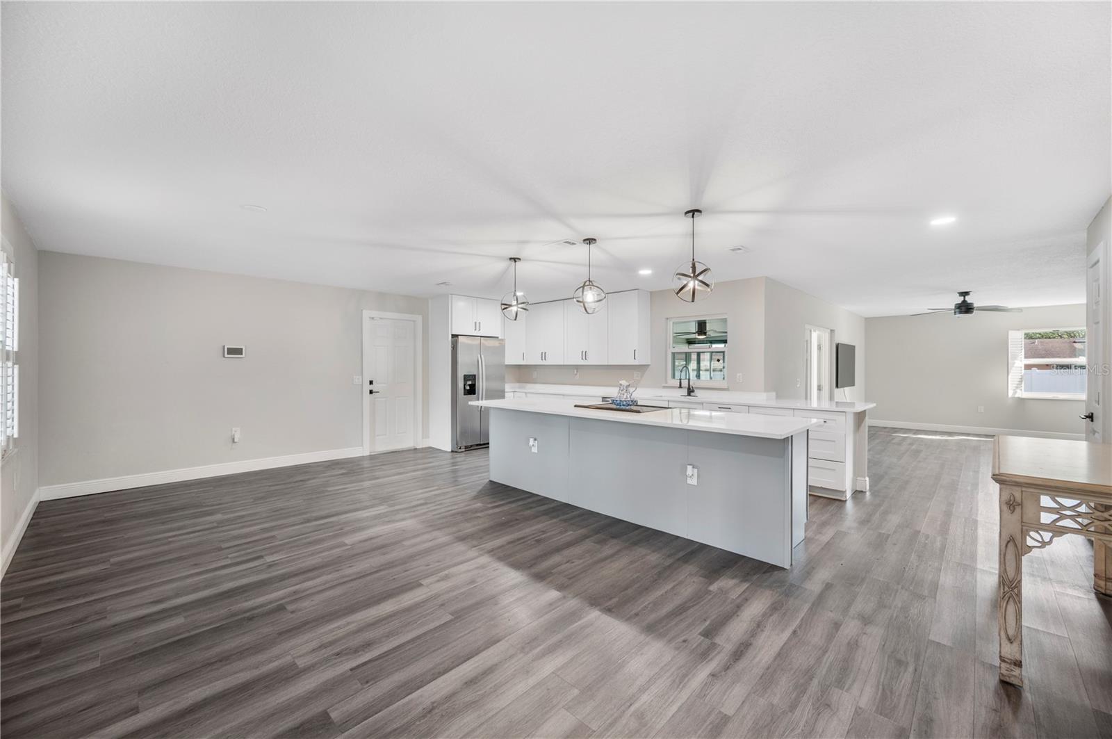 Image 4 of 35 For 5102 Willowbrook Lane