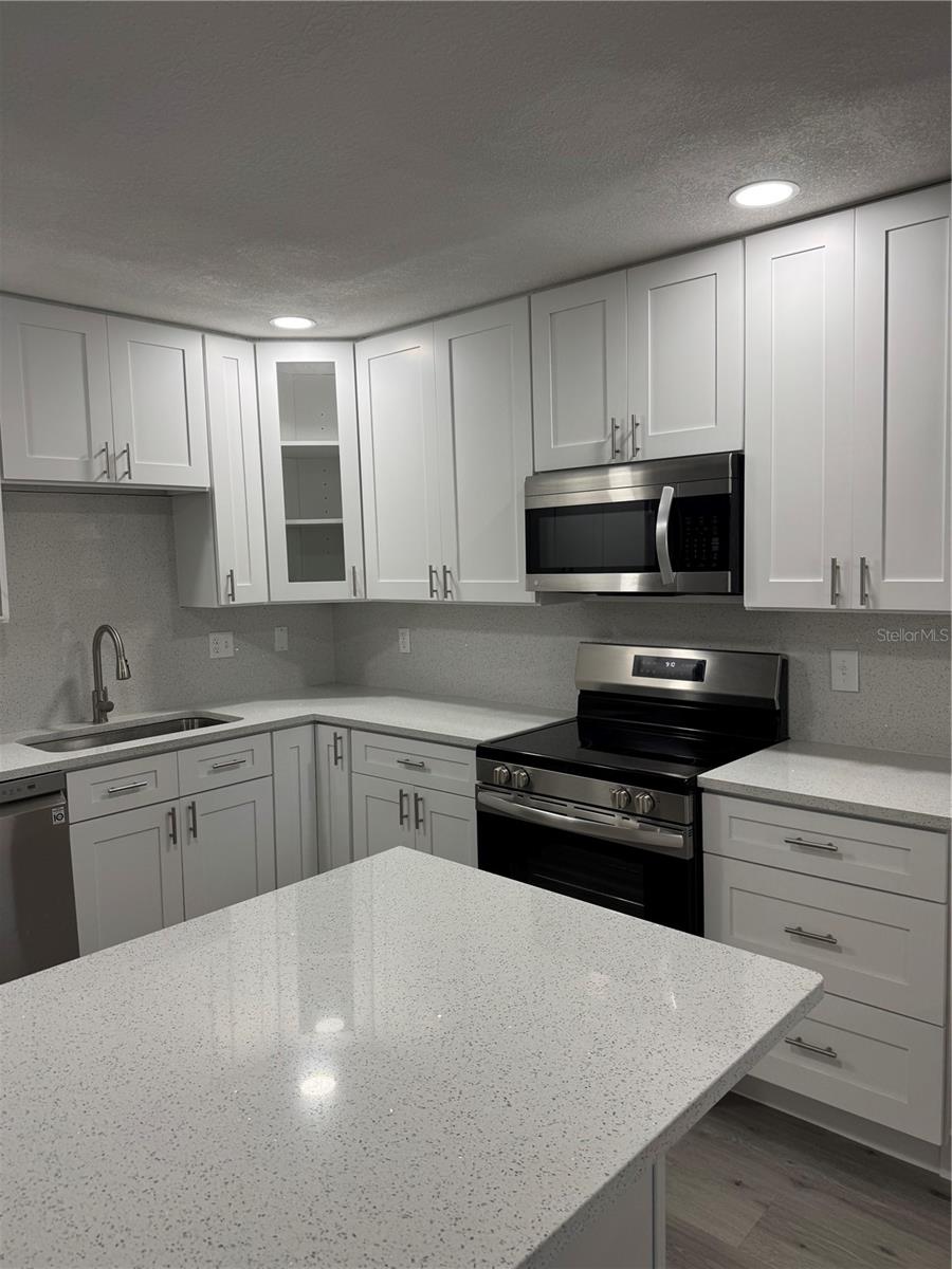 Image 13 of 49 For 4550 Ewell Road