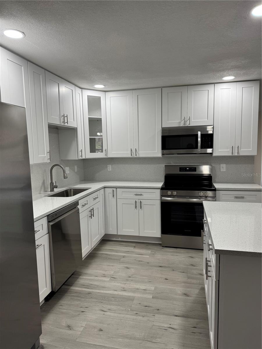 Image 15 of 49 For 4550 Ewell Road