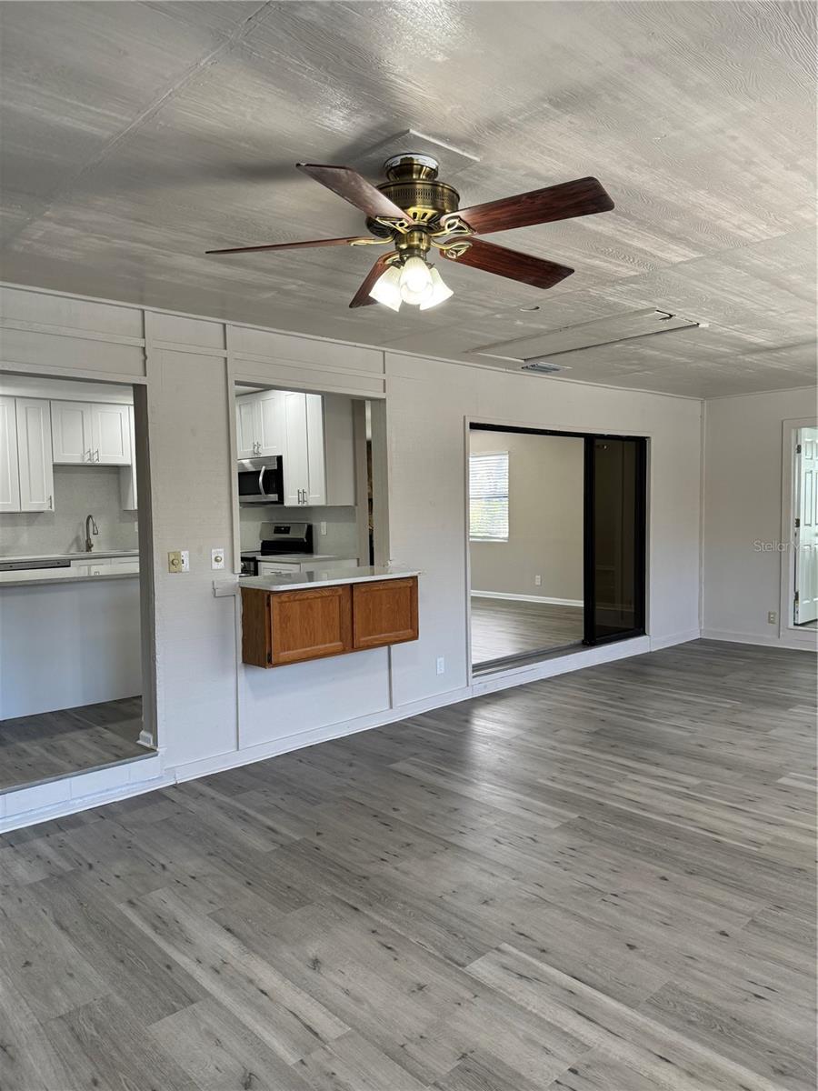 Image 19 of 49 For 4550 Ewell Road