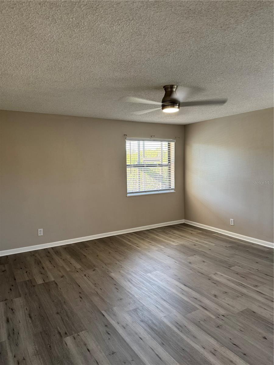 Image 27 of 49 For 4550 Ewell Road