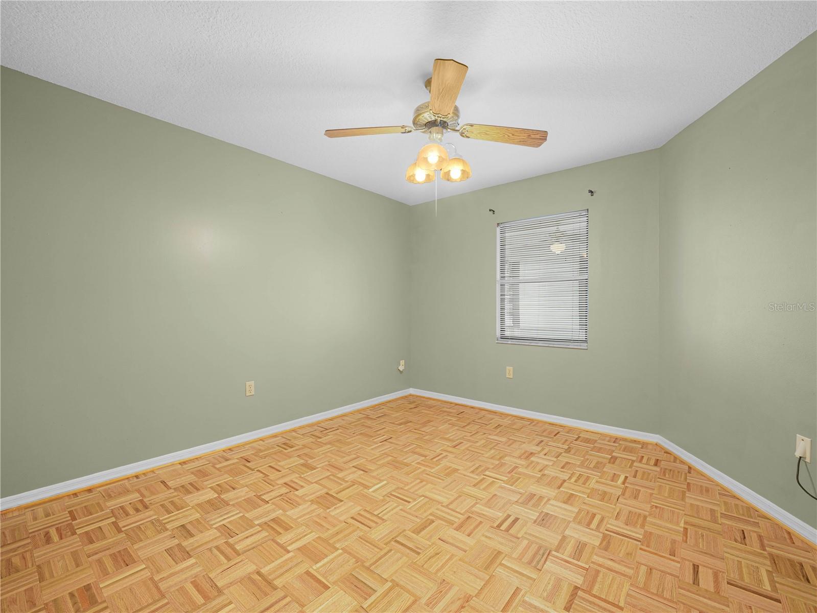 Image 16 of 26 For 6011 Condor Drive