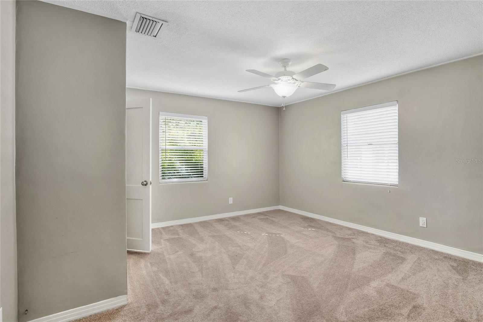 Image 12 of 30 For 609 Park Street