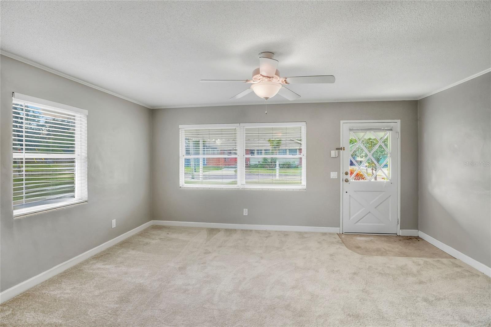 Image 5 of 30 For 609 Park Street