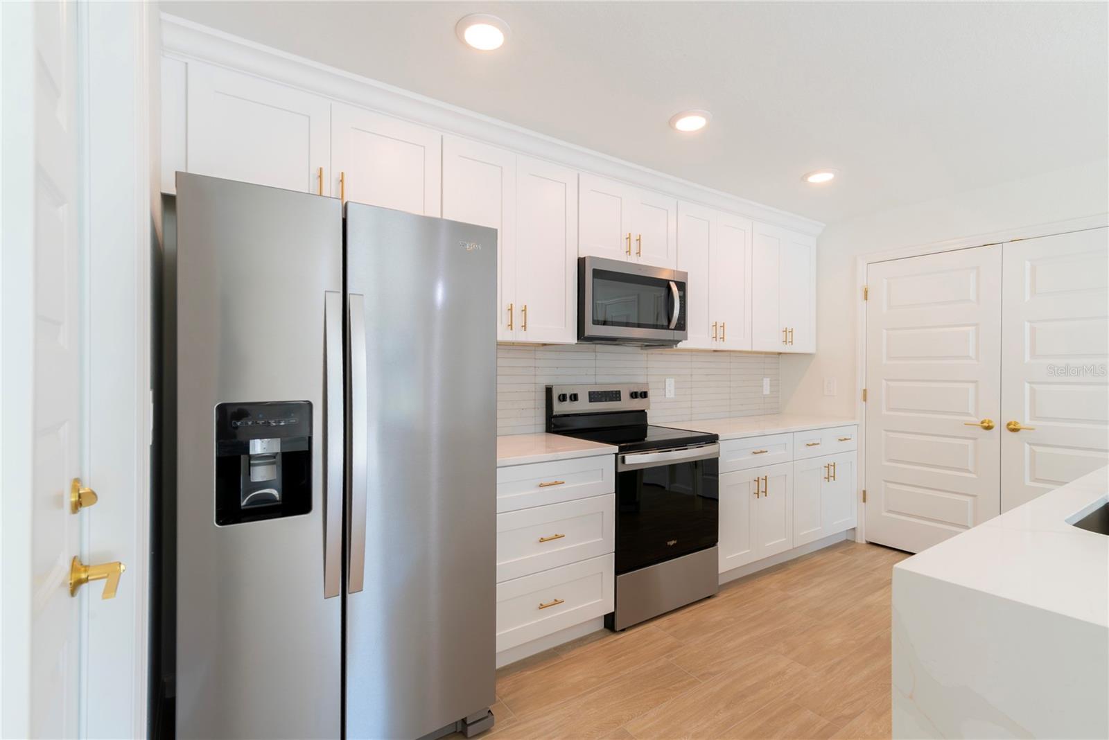 Image 33 of 52 For 4578 Windee Avenue