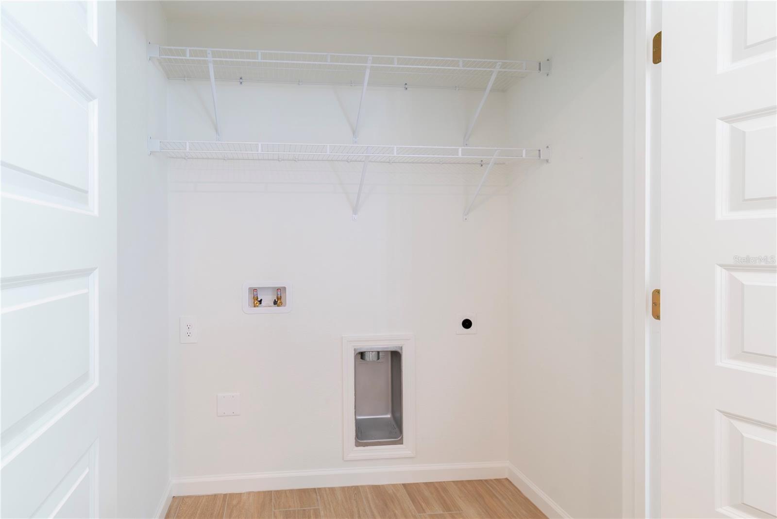 Image 35 of 52 For 4578 Windee Avenue